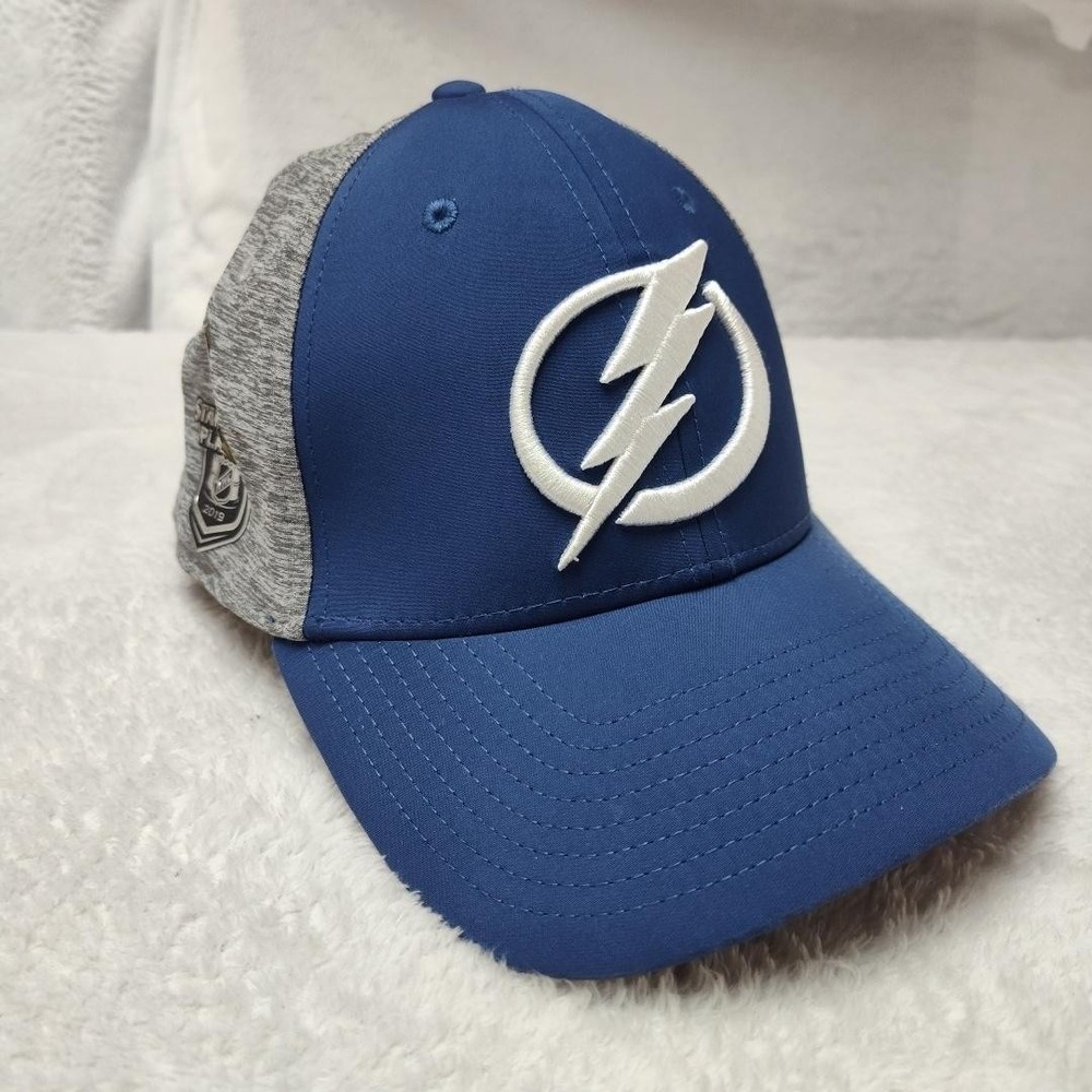 Tampa Bay Lightning Hat Cap Mens M Blue NHL Hockey Stanley Playoffs Fanatics